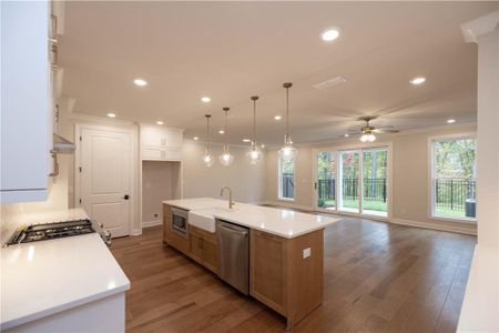 New construction Townhouse house 133 Wards Crossing Wy, Unit 18, Johns Creek, GA 30022 null- photo 4 4