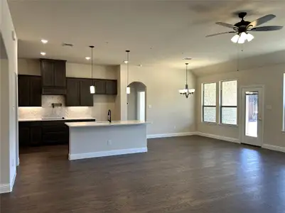 New construction Single-Family house 921 Winecup Wy, Midlothian, TX 76065 Concept 2555- photo 1 1