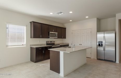 New construction Single-Family house 24635 W Concorda Dr, Buckeye, AZ 85326 Bluebell- photo 2 2