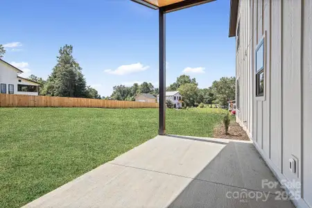 New construction Single-Family house 760 New Hope Rd, Flat Rock, NC 28731 - image