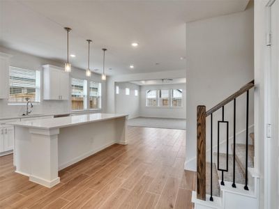 New construction Single-Family house 8310 Amethyst Valley Ln, Angleton, TX 77515 - image 4