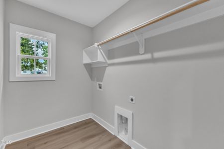 New construction Single-Family house 401 N Raiford St, Selma, NC 27576 null- photo 18 18