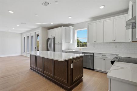 New construction Townhouse house 3005 1St Ave N, St. Petersburg, FL 33713 - image 11