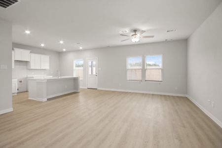New construction Single-Family house 26203 Venus Trap Trl, Katy, TX 77493 plan Leyland - image 12
