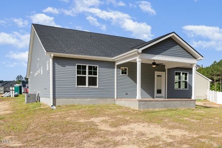 New construction Single-Family house 98 Laramie Ln, Selma, NC 27576 - image 16