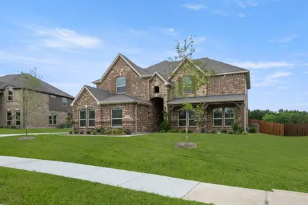 New construction Single-Family house 1001 E Hidden Lakes Dr, DeSoto, TX 75115 plan Brentwood 3FS (w/Media) - image