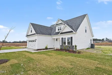 New construction Single-Family house 300 Hudson Village Dr, La Grange, NC 28551 - image