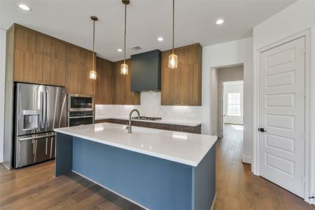 New construction Single-Family house 14007 Vista Reserve Pl, Houston, TX 77079 plan Bennet - image 3