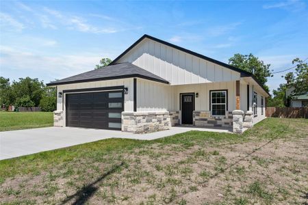 New construction Single-Family house 502 N Mignonette St, Kosse, TX 76653 - image