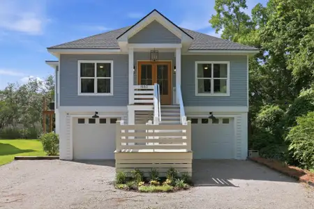 New construction Single-Family house 1550 N Avalon Cir, Johns Island, SC 29455 - image