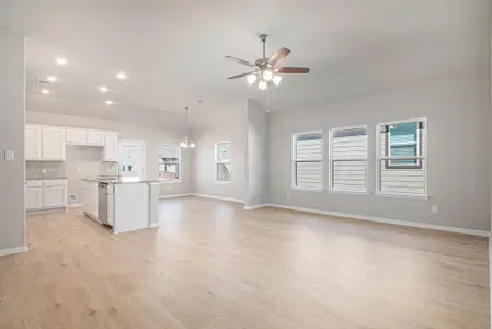 New construction Single-Family house 11123 Lulu Ln, Willis, TX 77318 plan Duval - image 2