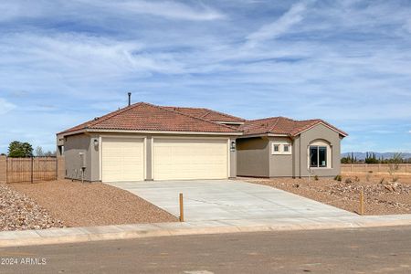 New construction Single-Family house 1653 Middle Creek Ln, Sierra Vista, AZ 85635 - image