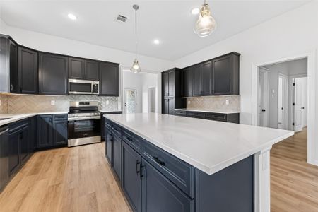 New construction Single-Family house 10722 Sky Creek Ln, Beasley, TX 77417 - image 12