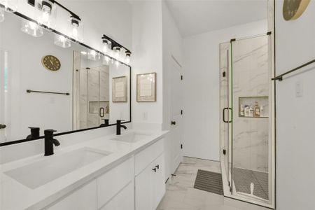 New construction Single-Family house 9525 Beckley St, Houston, TX 77088 - image 15