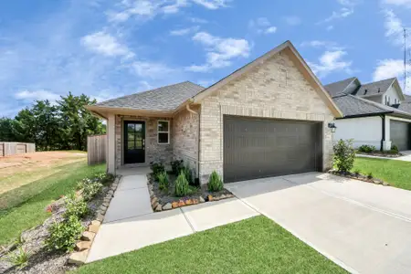 New construction Single-Family house 19584 Stripe Hill Bnd, Montgomery, TX 77356 plan Austin - image