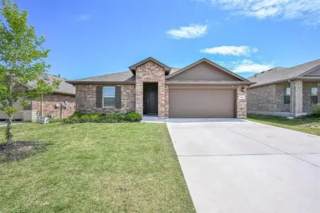 New construction Single-Family house 508 Bronze Cir W, Springtown, TX 76082 - image