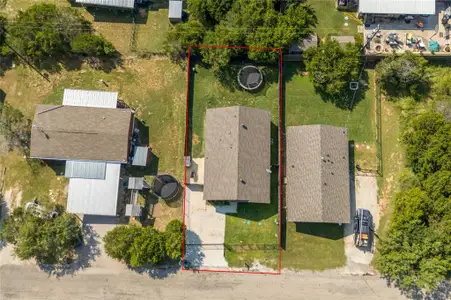 New construction Single-Family house 907 Colorado River Dr, Granbury, TX 76048 - image