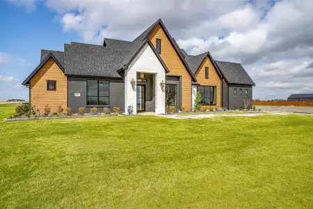 New construction Single-Family house 188 Ozro Rd, Venus, TX 76084 plan The Carley - image