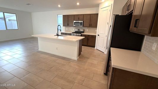 New construction Single-Family house 22645 W Irma Ln, Surprise, AZ 85387 plan Plan 4002 - image 6