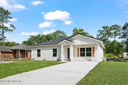 New construction Single-Family house 108 Barcelona St, East Palatka, FL 32131 - image