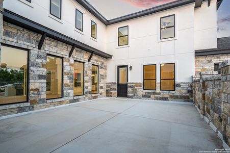 New construction Single-Family house 285 Scenic Cyn, New Braunfels, TX 78132 - image