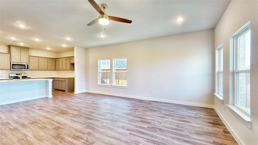 New construction Single-Family house 640 Scarlett St, Forney, TX 75126 Sadler- photo 8 8