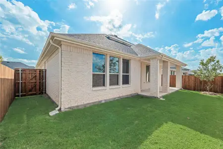 New construction Single-Family house 1024 Morning Dew Dr, Anna, TX 75409 plan Amelia - image