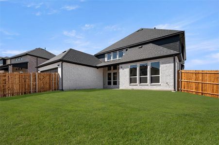 New construction Single-Family house 508 Elias St, DeSoto, TX 75115 plan Canterbury 2R (w/Game) - image