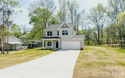 New construction Single-Family house 304 Woodside Dr, Harrisburg, NC 28075 - image
