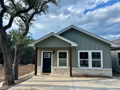 New construction Single-Family house 330 Shady Bluff Dr, Wimberley, TX 78676 - image