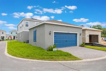 New construction Single-Family house 13043 Serene Glade Rd, Winter Garden, FL 34787 plan Newbury - image