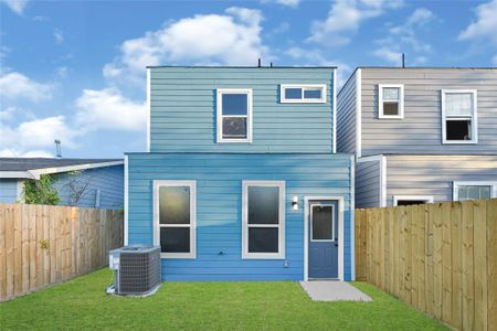 New construction Townhouse house 7602 Ave J, Houston, TX 77012 - image