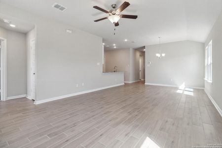 New construction Single-Family house 10315 Appleseed Grv, San Antonio, TX 78224 Denver- photo 2 2