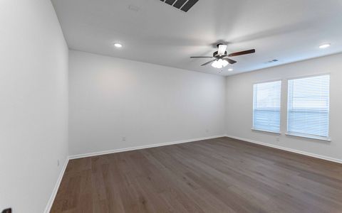 New construction Single-Family house 1713 Blossom Trl, Mesquite, TX 75181 plan Hagen - image 16