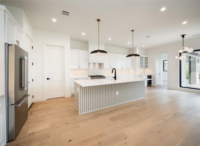 New construction Single-Family house 814 Stark St, Austin, TX 78756 - image 18
