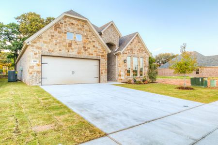 New construction Single-Family house 851 Williamson Rd, Granbury, TX 76048 null- photo 26 26