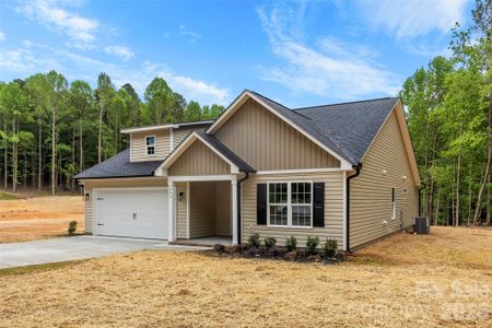 New construction Single-Family house 200 Knollwood Cir, Albemarle, NC 28001 - image