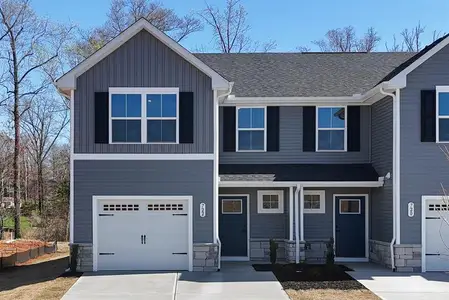 New construction Single-Family house 722 Isabel Ct, Anderson, SC 29621 plan Poplar - End Home - image