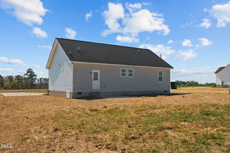 New construction Single-Family house 97 Ravenwind Ln, Lillington, NC 27546 - image
