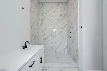 New construction Single-Family house 6032 Beall St, Houston, TX 77091 - image 3