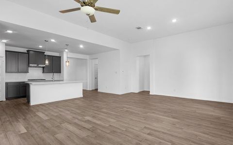 New construction Single-Family house 7314 Prairie Lakeshore Ln, Katy, TX 77493 plan Oberlin - image 14