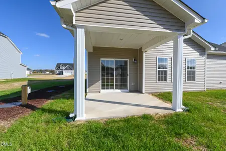 New construction Single-Family house 105 Bella Pl, Unit Lot 8, La Grange, NC 28551 - image 3