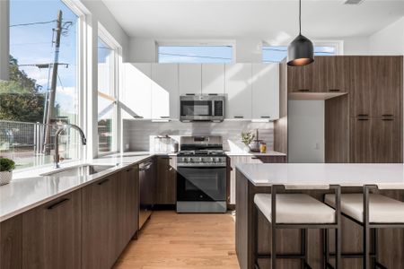 New construction Single-Family house 1810 Yates St, Houston, TX 77020 - image 14