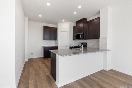 New construction Single-Family house 10030 Jagger Ave, Converse, TX 78109 plan Plan 1772 - image 12