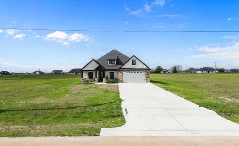 New construction Single-Family house 447 Sunset Trl, Angleton, TX 77515 - image
