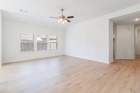 New construction Single-Family house 249 Edgewater Dr, West Columbia, TX 77486 plan Duval - image 20