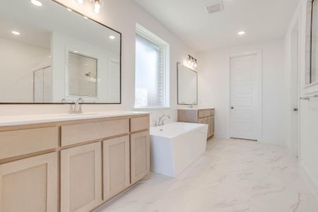 New construction Single-Family house 1605 Sequoia Wy, Burleson, TX 76028 plan Kyler - image 6