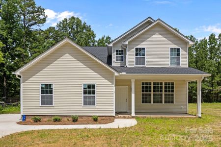 New construction Single-Family house 130 Aurora Blvd, Matthews, NC 28105 null- photo 0