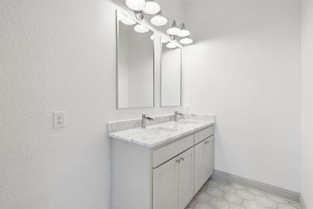 New construction Single-Family house 7644 Trailridge Dr, Fort Worth, TX 76179 - image 12