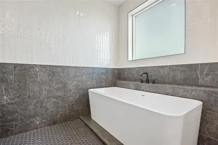 New construction Single-Family house 2012 Skylane Dr, Granbury, TX 76049 - image 14